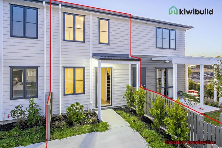 Photo of property in 61 Saddleback Crescent, Papakura, 2110