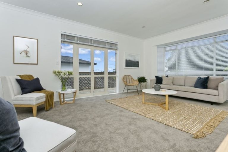 Photo of property in 5 Sandpiper Grove, Unsworth Heights, Auckland, 0632