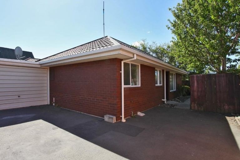 Photo of property in 3/38 Maxwell Street, Riccarton, Christchurch, 8041