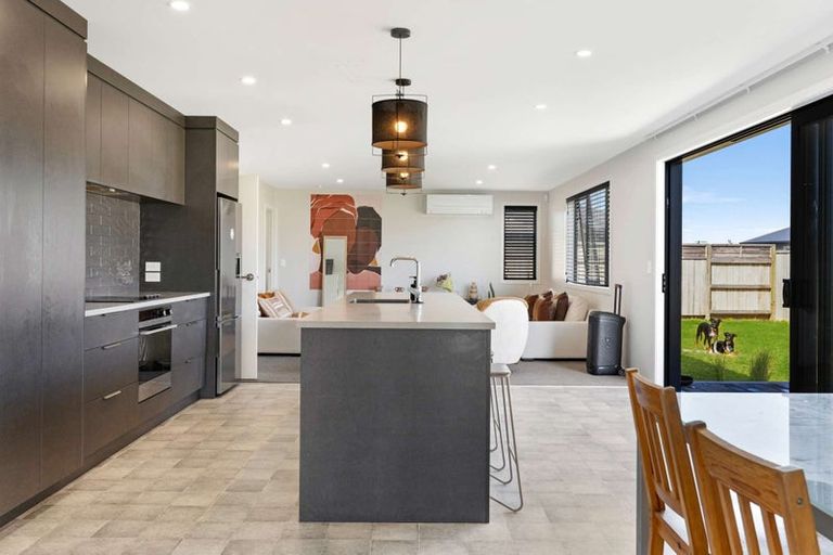 Photo of property in 38 Wai Terrace, Wharewaka, Taupo, 3330