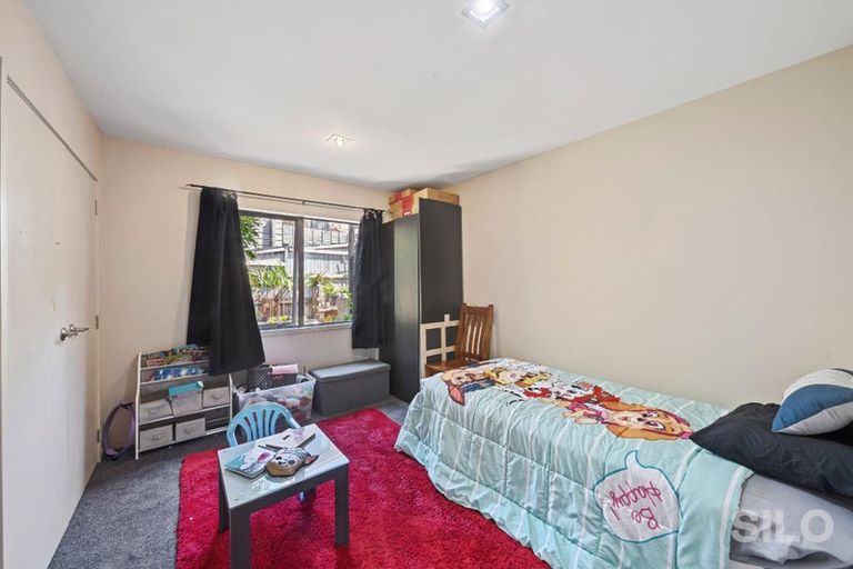 Photo of property in 1a Astrolabe Place, Gulf Harbour, Whangaparaoa, 0930