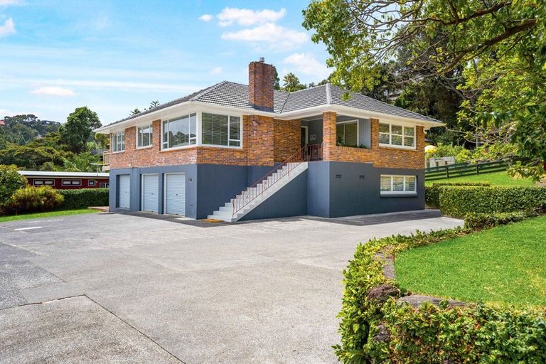 Photo of property in 3 Odin Place, Beach Haven, Auckland, 0626