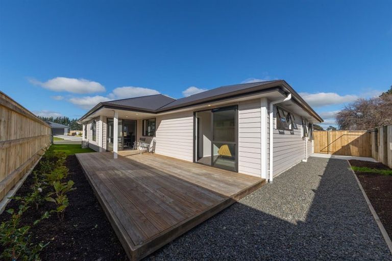 Photo of property in 10 Oldfield Lane, Marton, 4710