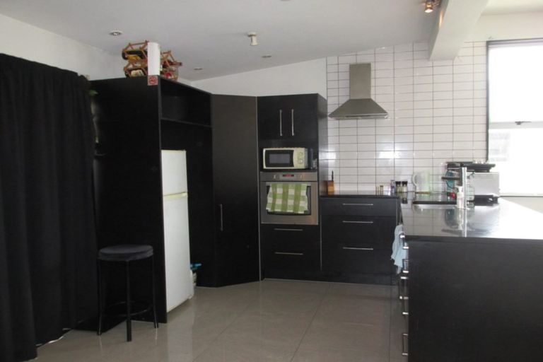 Photo of property in 120 Tancred Street, Linwood, Christchurch, 8062