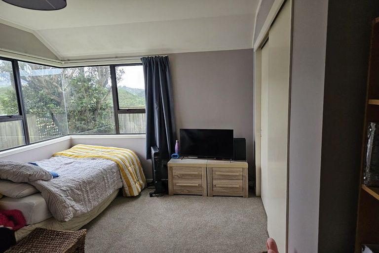 Photo of property in 53f3 Dominion Park Street, Johnsonville, Wellington, 6037
