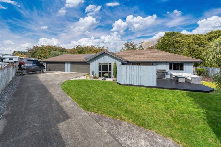 Photo of property in 19 Brompton Close, Richmond Heights, Taupo, 3330