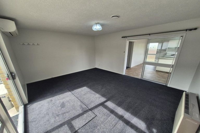 Photo of property in 1/6 Bowman Place, Sockburn, Christchurch, 8042