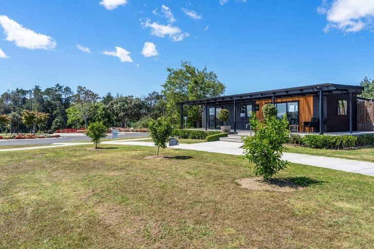 Photo of property in 27 Severina Drive, Karaka, Papakura, 2580