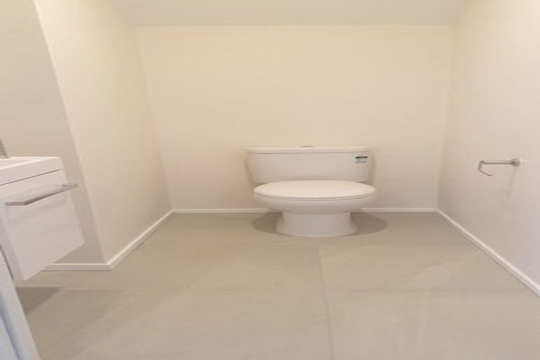 Photo of property in 58a Mckenzie Road, Mangere Bridge, Auckland, 2022