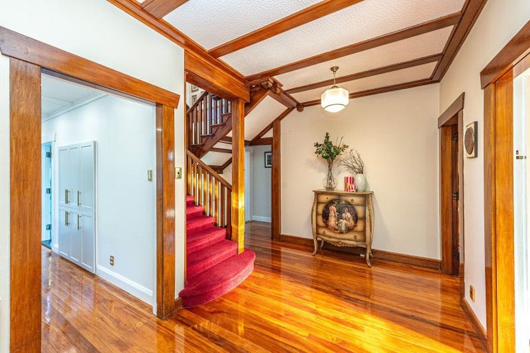 Photo of property in 12 Brassey Road, Saint Johns Hill, Whanganui, 4500