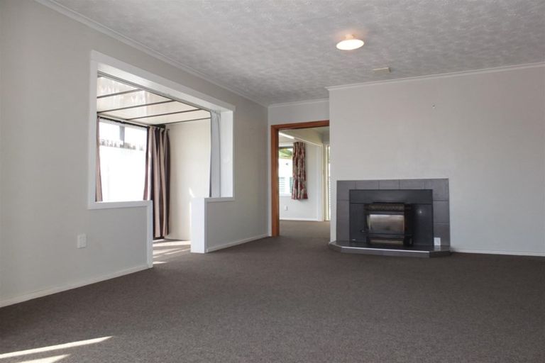 Photo of property in 50 Vancouver Crescent, Wainoni, Christchurch, 8061