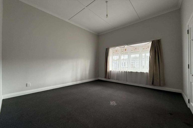 Photo of property in 28 Donald Mclean Street, Newtown, Wellington, 6021