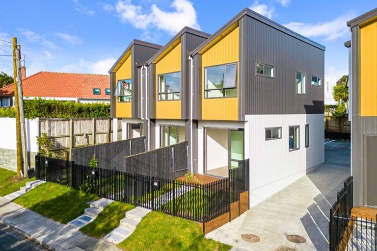 Photo of property in 6/12 Fraser Road, Narrow Neck, Auckland, 0624