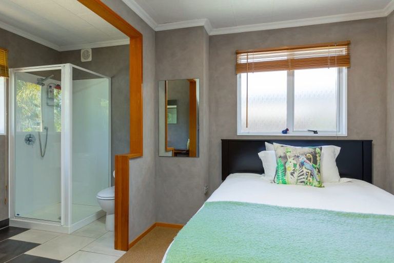 Photo of property in 120 Rarangi Beach Road, Rarangi, Blenheim, 7273