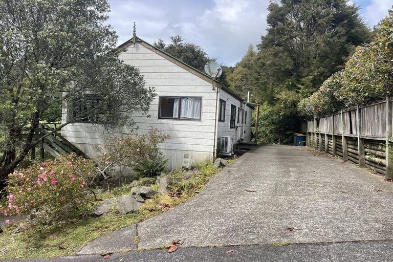 Photo of property in 45 Virgo Place, Glen Eden, Auckland, 0602
