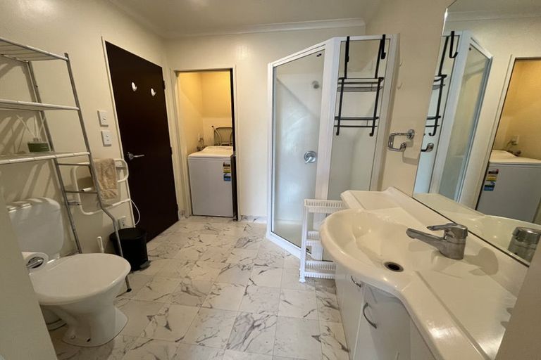 Photo of property in Terrace Heights Apartments, 11b/163 The Terrace, Wellington Central, Wellington, 6011