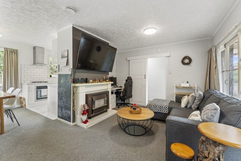 Photo of property in 86 Ruapehu Street, Paraparaumu, 5032