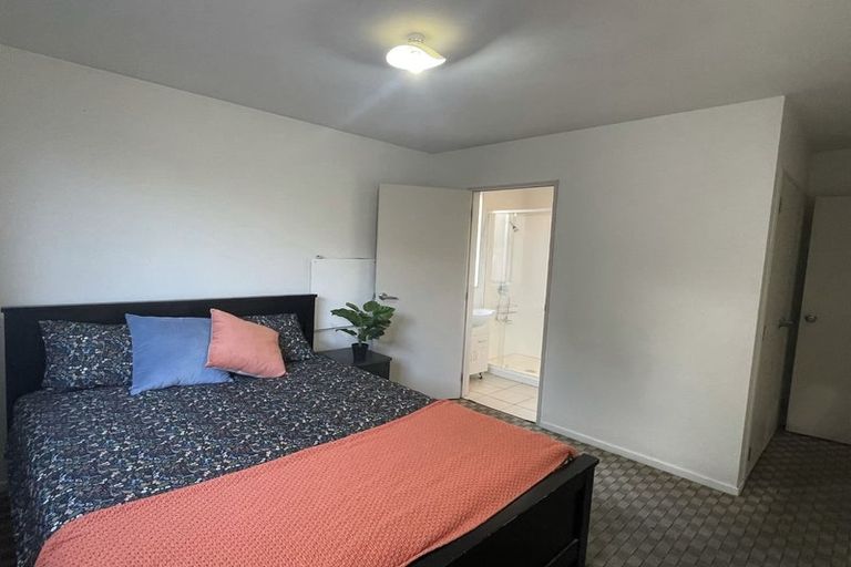 Photo of property in 158a Peverel Street, Riccarton, Christchurch, 8041