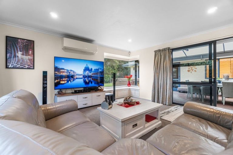 Photo of property in 9 Guernsey Place, Grandview Heights, Hamilton, 3200