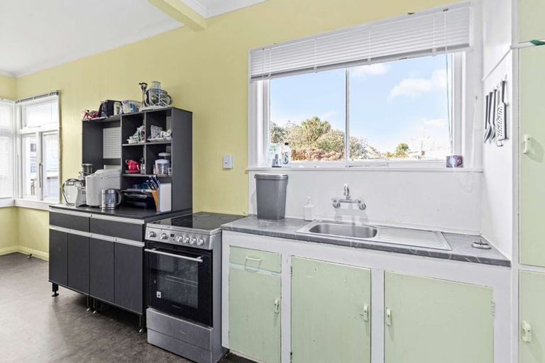 Photo of property in 2 Poutini Street, Whanganui East, Whanganui, 4500