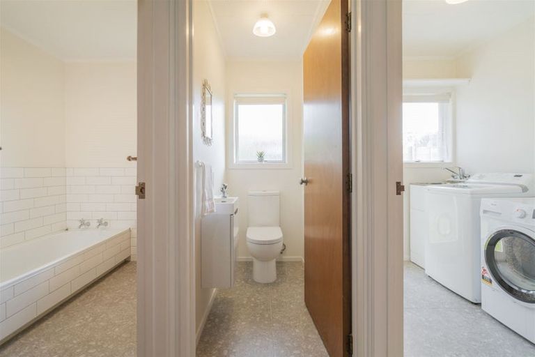 Photo of property in 8 Hamilton Crescent, Whitianga, 3510