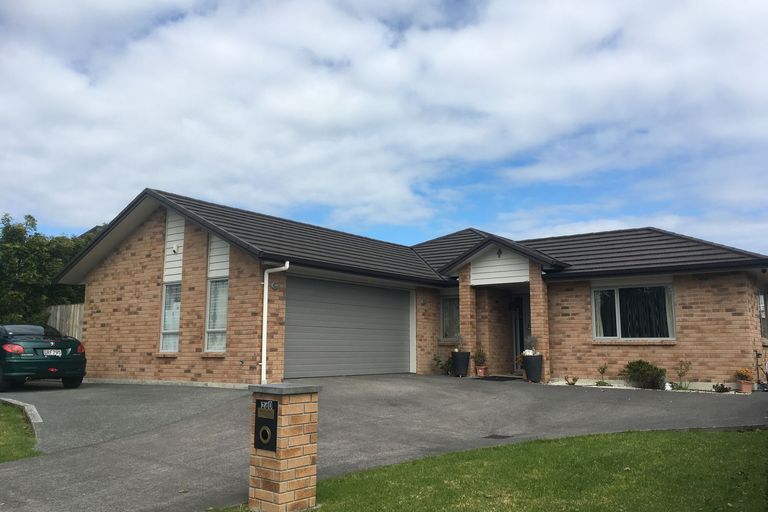 Photo of property in 240 Harbourside Drive, Karaka, Papakura, 2113