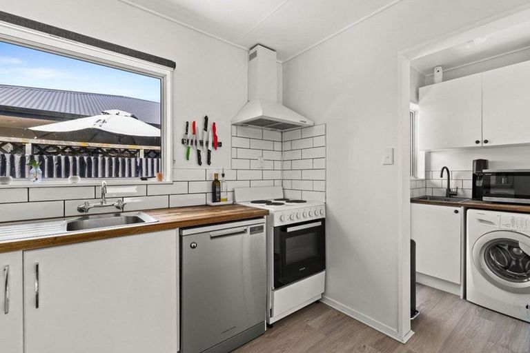Photo of property in 605 Maddison Street, Akina, Hastings, 4122