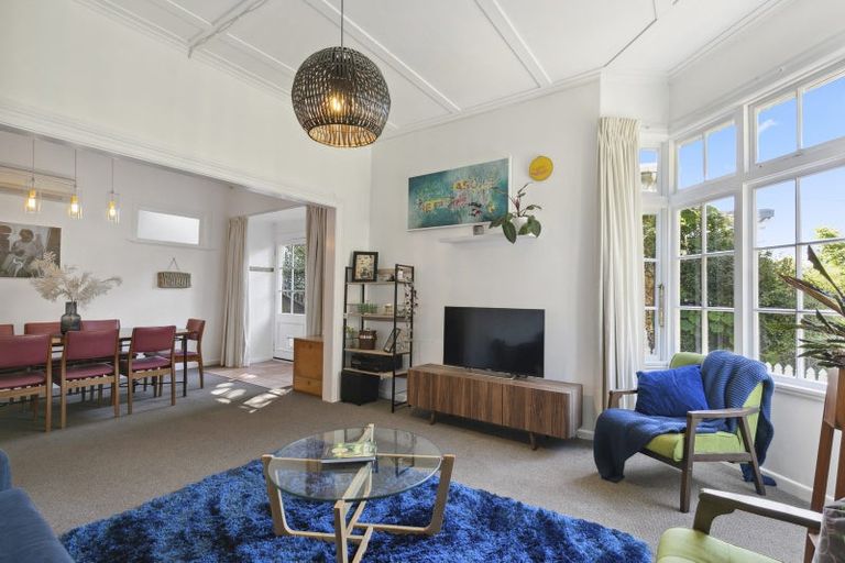 Photo of property in 80 Glenmore Street, Northland, Wellington, 6012