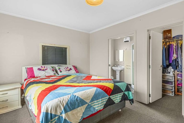 Photo of property in 6 Porritt Place, Waipukurau, 4200