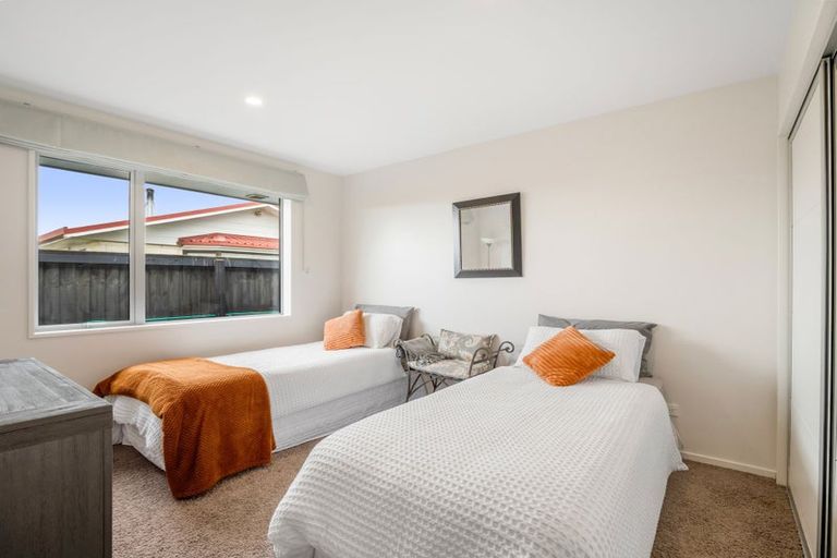 Photo of property in 22 Sequoia Way, Rangiora, 7400