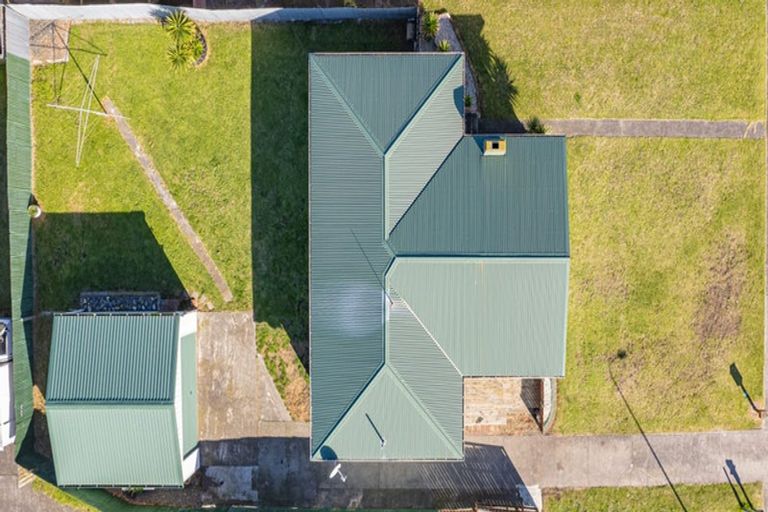 Photo of property in 51 Lee Street, Castlecliff, Whanganui, 4501