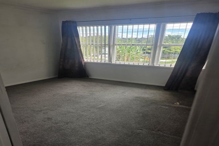 Photo of property in 20 Harrington Road, Henderson, Auckland, 0610