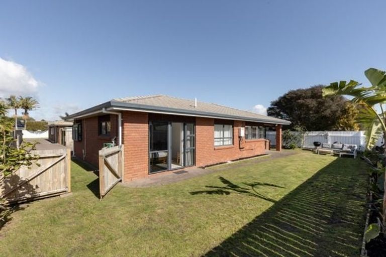 Photo of property in 15a Boronia Place, Mount Maunganui, 3116