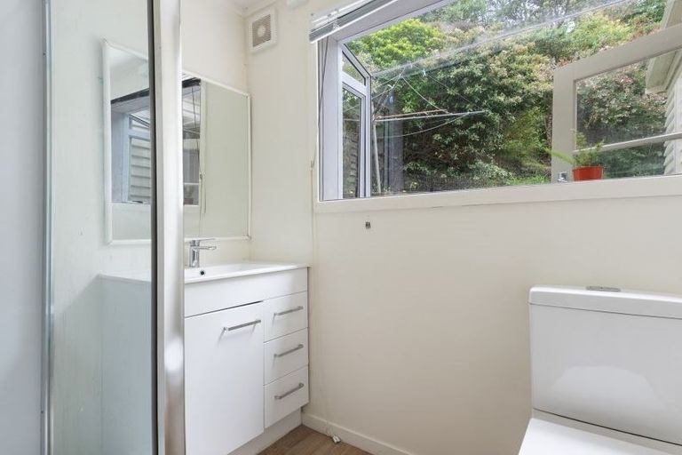 Photo of property in 14 Terawhiti Terrace, Karori, Wellington, 6012
