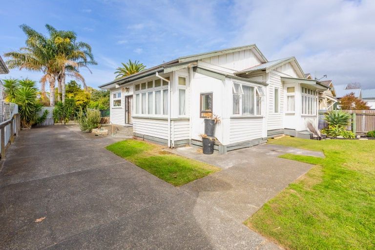 Photo of property in 44a Latham Street, Napier South, Napier, 4110