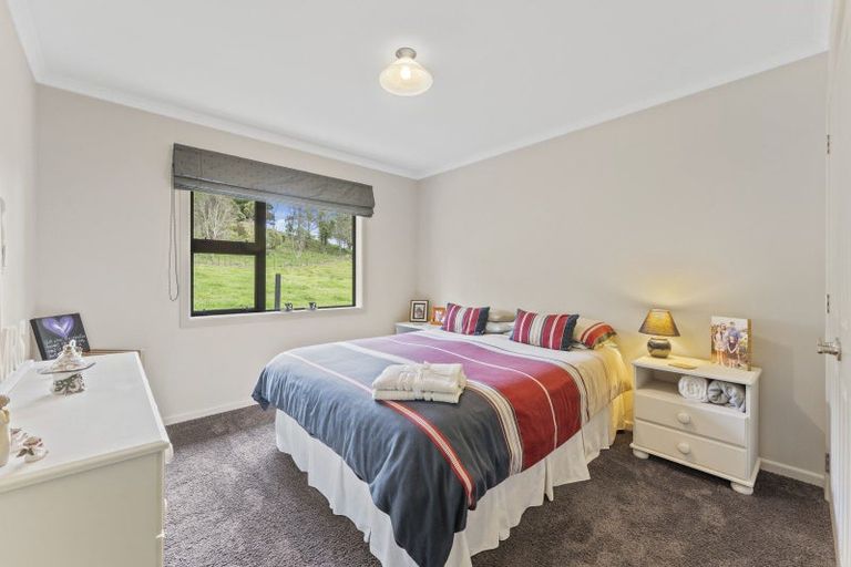 Photo of property in 16 Kaitawa Road, Pahiatua, 4981