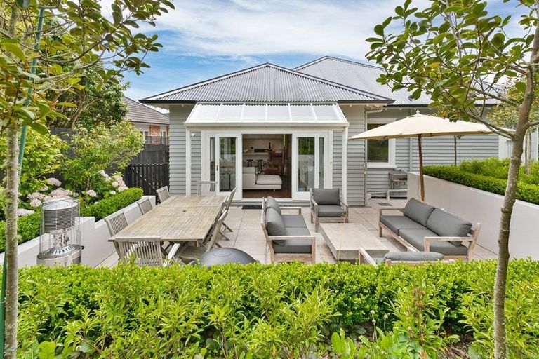 Photo of property in 41 Everest Street, Khandallah, Wellington, 6035
