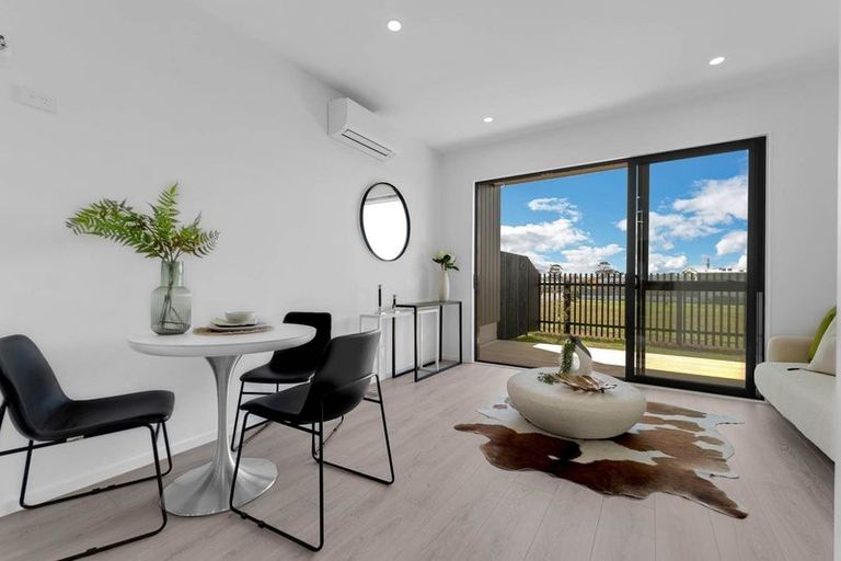 Photo of property in 6/17 Barneys Farm Road, Clendon Park, Auckland, 2103