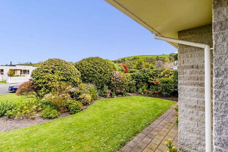 Photo of property in 3 Dolbel Street, Taradale, Napier, 4112