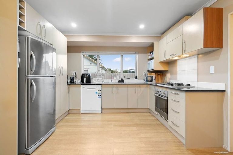 Photo of property in 47 Garelja Road, Henderson, Auckland, 0612