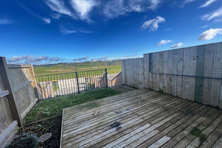 Photo of property in 96 Tarapuka Road, Westgate, Auckland, 0814