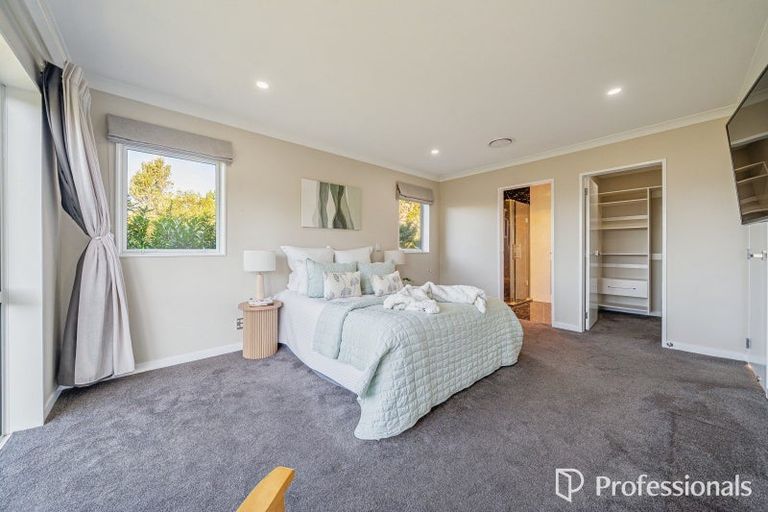Photo of property in 17 Lindis Lane, Kelson, Lower Hutt, 5010
