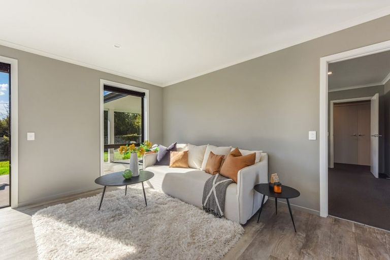 Photo of property in 10 Les Wakefield Road, Mapua, 7005