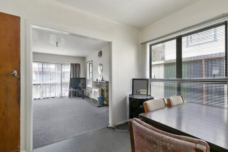 Photo of property in 66 Lees Grove, Wainuiomata, Lower Hutt, 5014