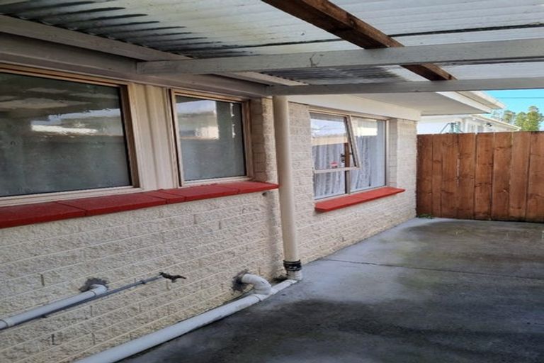 Photo of property in 2/2a Hutt Road, Manurewa, Auckland, 2102