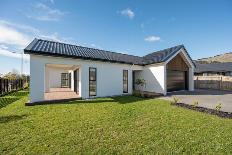 Photo of property in 1 Greenway Crescent, Hope, 7020