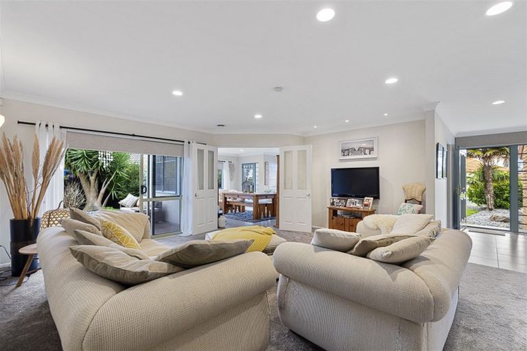 Photo of property in 50 Santa Monica Drive, Papamoa Beach, Papamoa, 3118