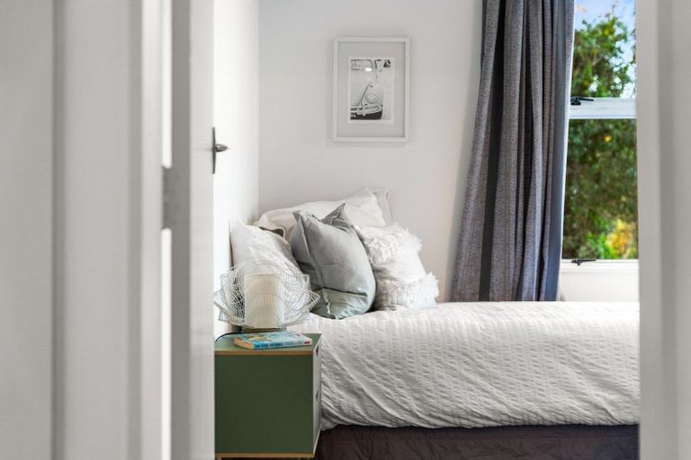 Photo of property in 17 East Way, Durie Hill, Whanganui, 4500