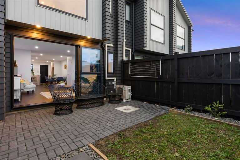 Photo of property in 3/55 Great South Road, Manurewa, Auckland, 2102