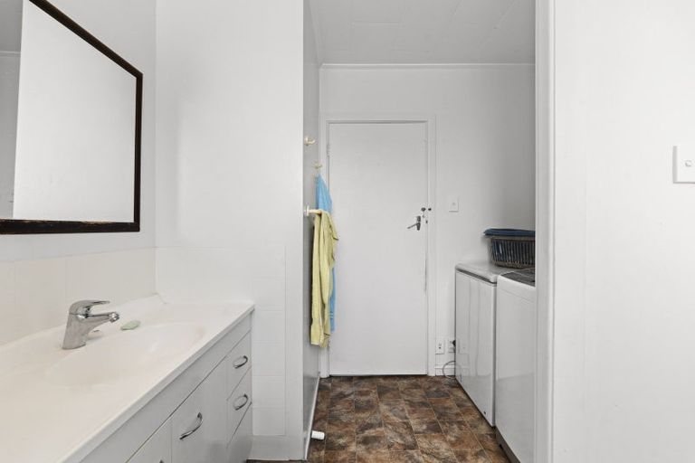 Photo of property in 2/194 Powderham Street, New Plymouth, 4310